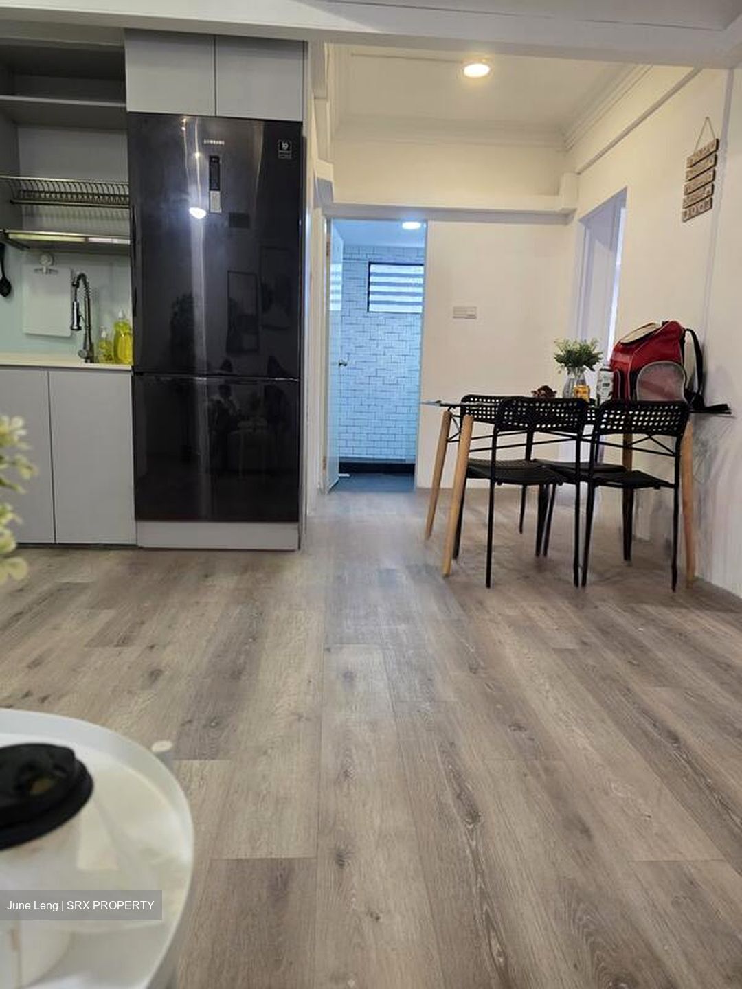 Lucky Plaza (D9), Apartment #492221231